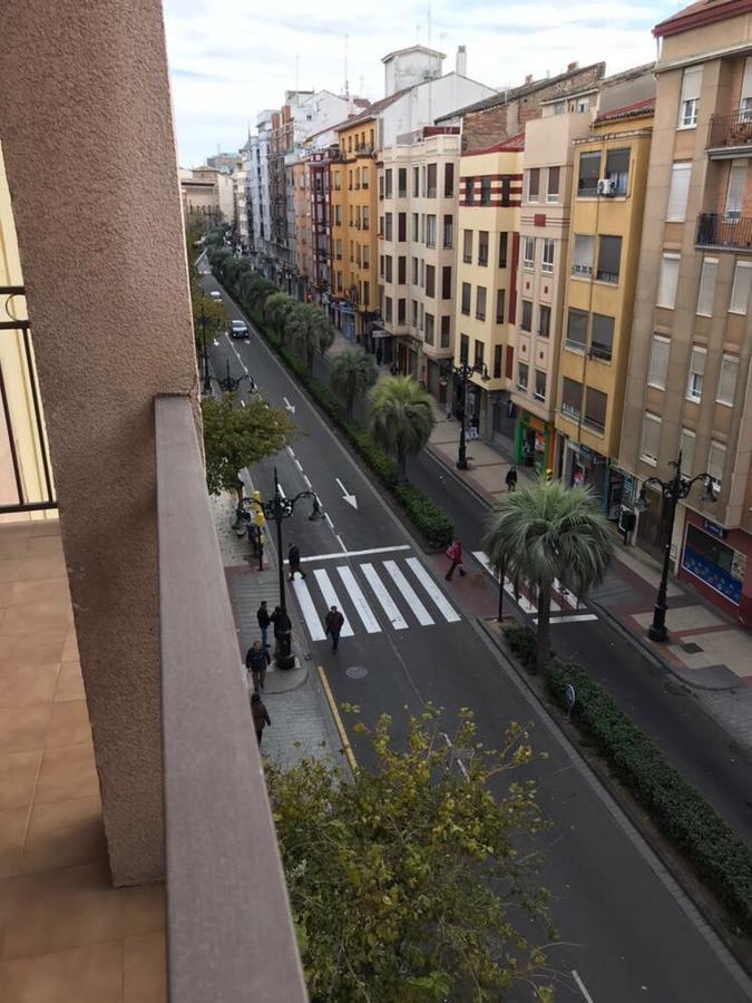 Az El Balcon De Conde De Aranda Apartment Zaragoza Bagian luar foto